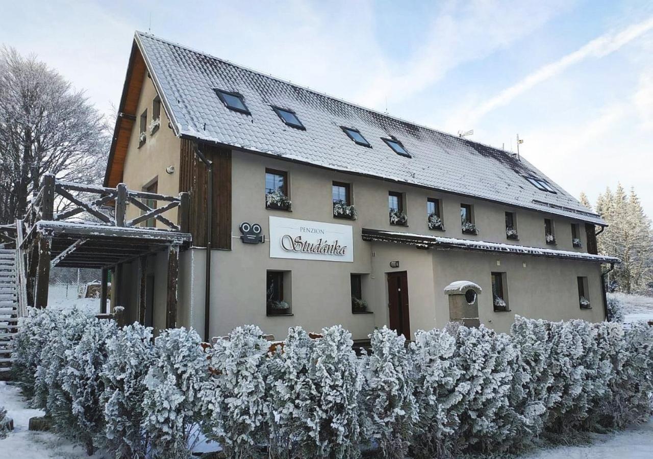Penzion Studanka, Kliny Exterior photo